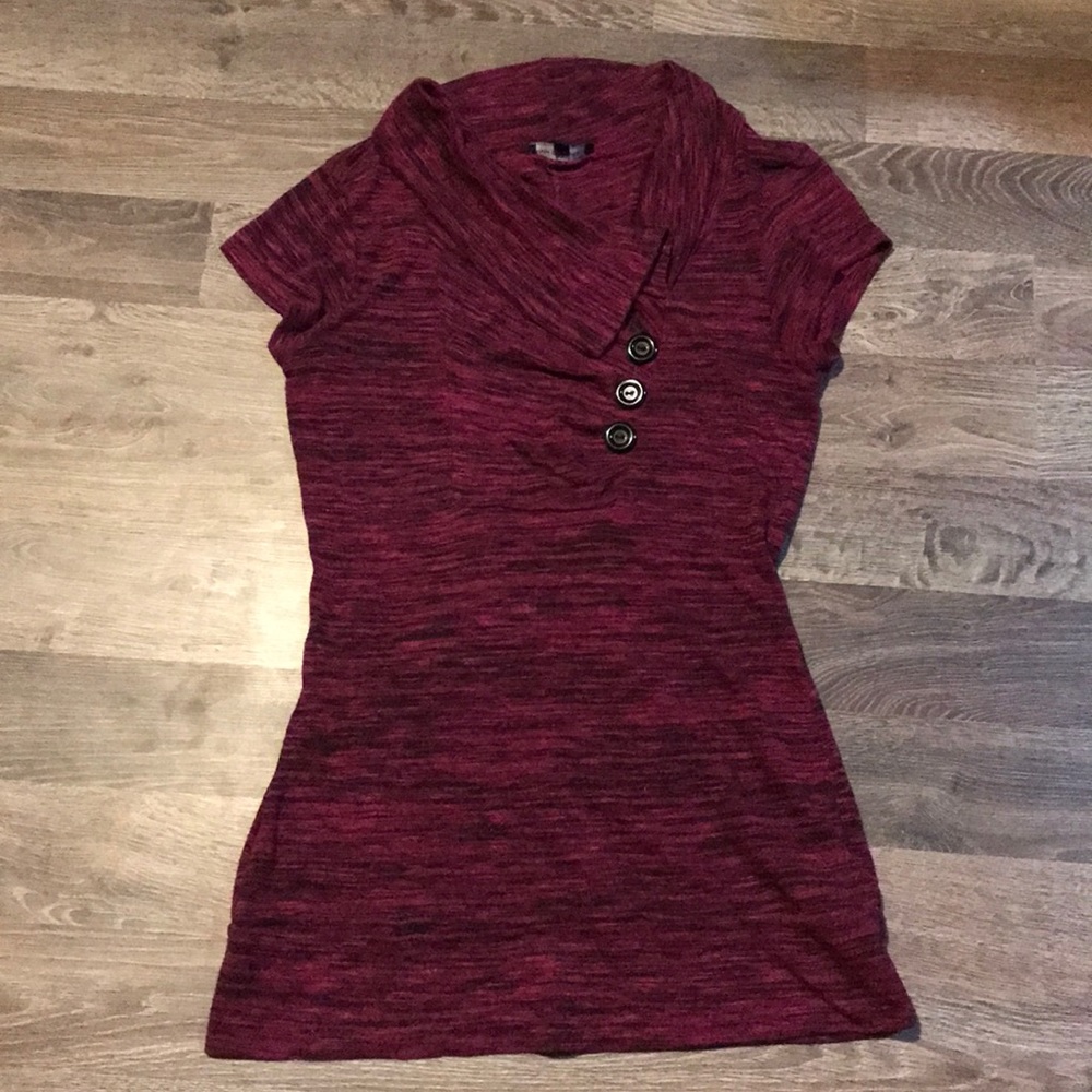 Short sleeve sweater, longer in length